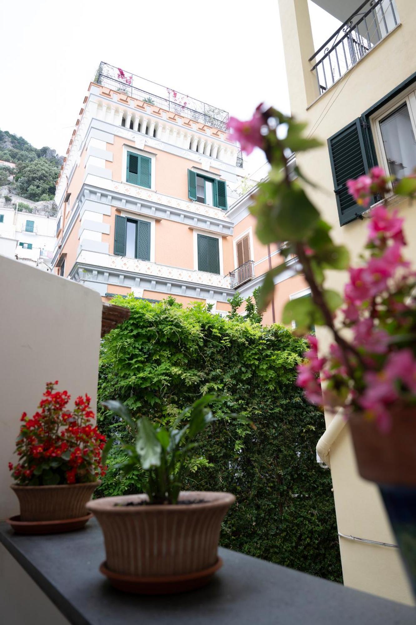 Hotel Antica Repubblica In Amalfi Center At 100Mt From The Sea Exterior foto